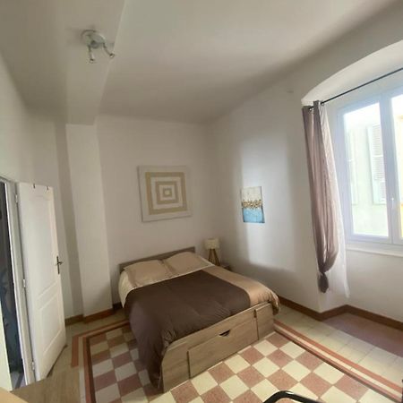 Appartement Climatise,Idealement Situe 100M Du Vieux Port. 바스티아 외부 사진